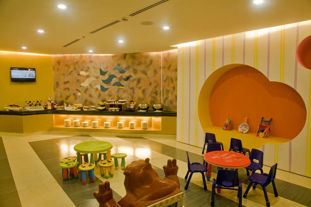 Royal Tulip Sea Pearl Beach Resort & Spa Cox's Bazar Restaurant foto